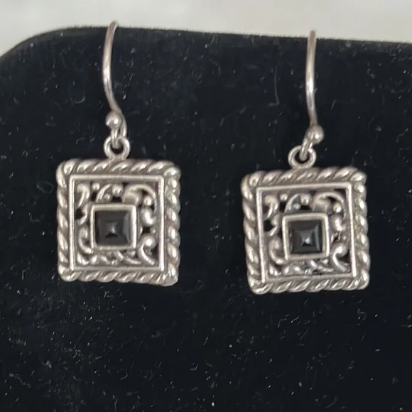 Pierced earrings sterling silver black onyx 1/2” - Picture 3 of 6